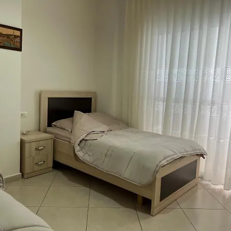 Modern On A Budget - Centre * Durrës