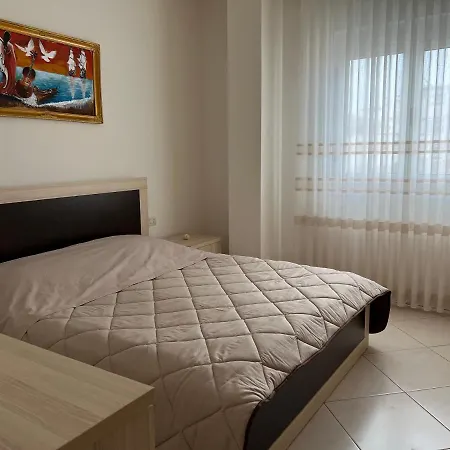 Modern On A Budget - Centre